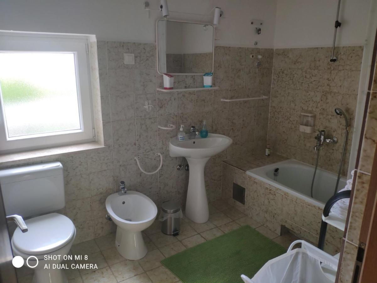 Apartment Belvedere Koromačno Esterno foto
